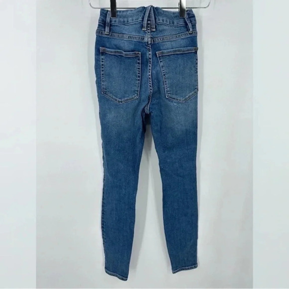 Good American Good Waist Jeans Blue476 B463 - Picture 3 of 5